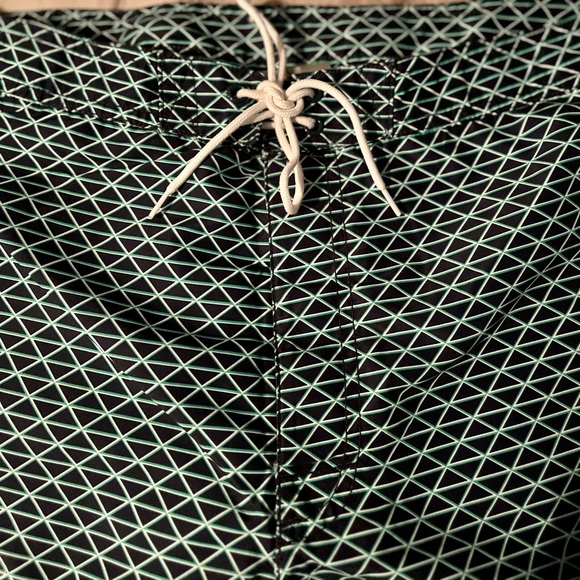 EXPRESS Patterned Swim Trunks - Picture 4 of 4